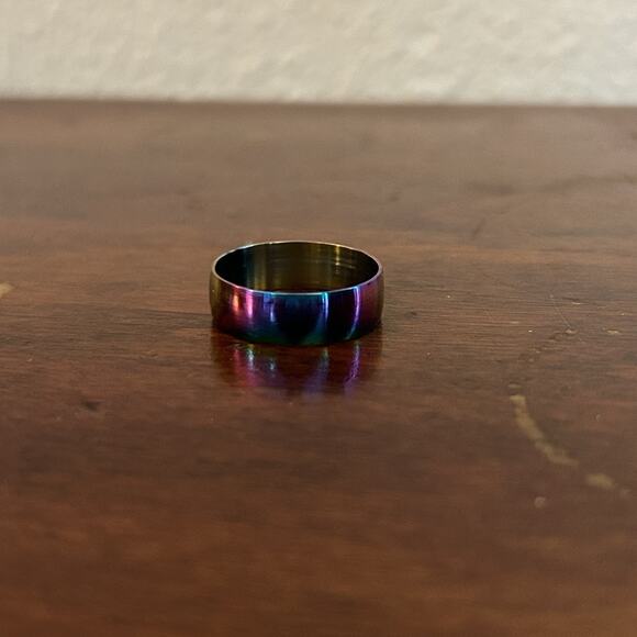 Lot Of 7 Stainless Steel Rings Sizes 9 To 12.5 Rainbow Superman - Picture 12 of 15
